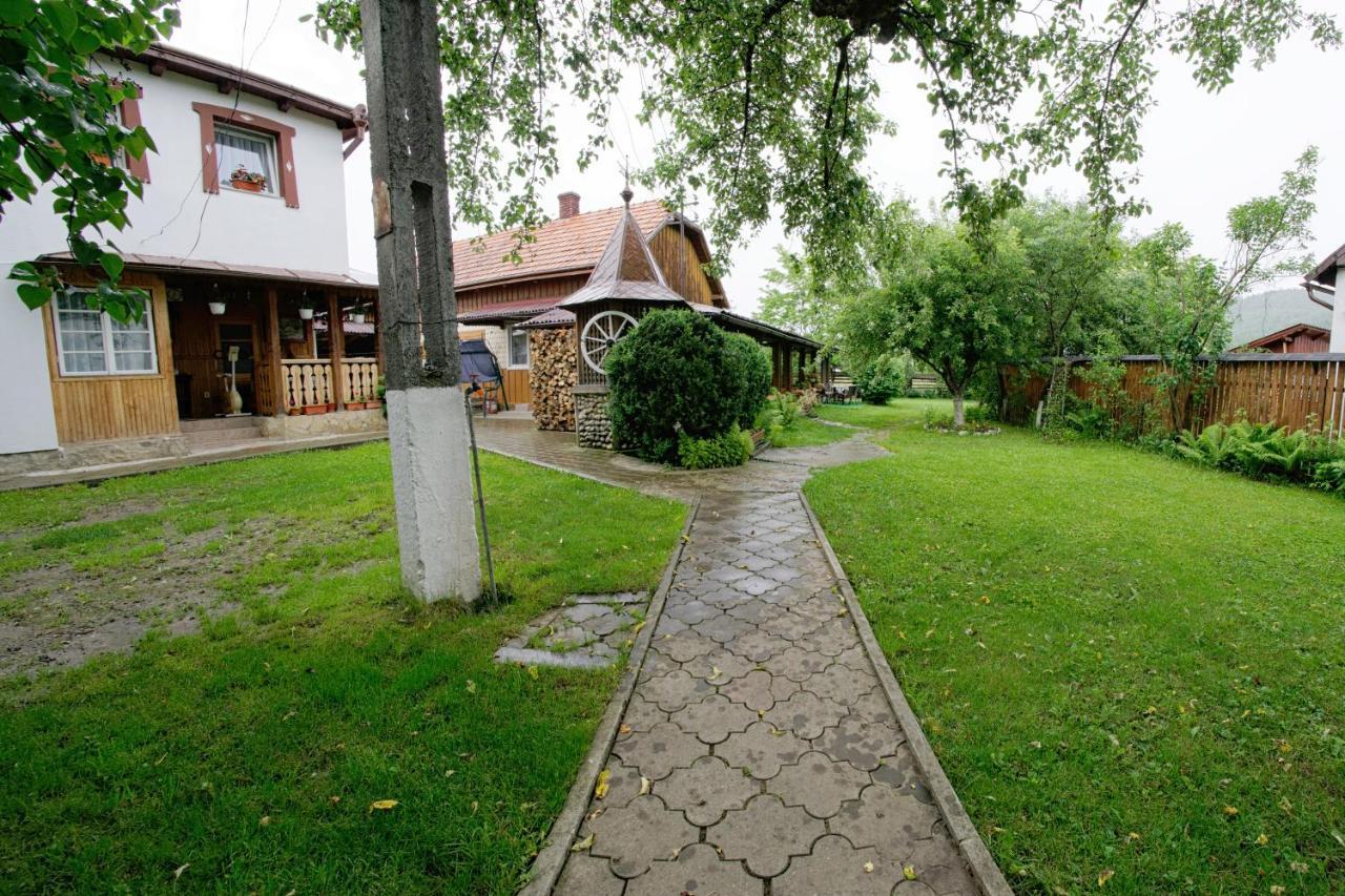 Pensiunea Casa Bianca - Bucovina Vama  Extérieur photo