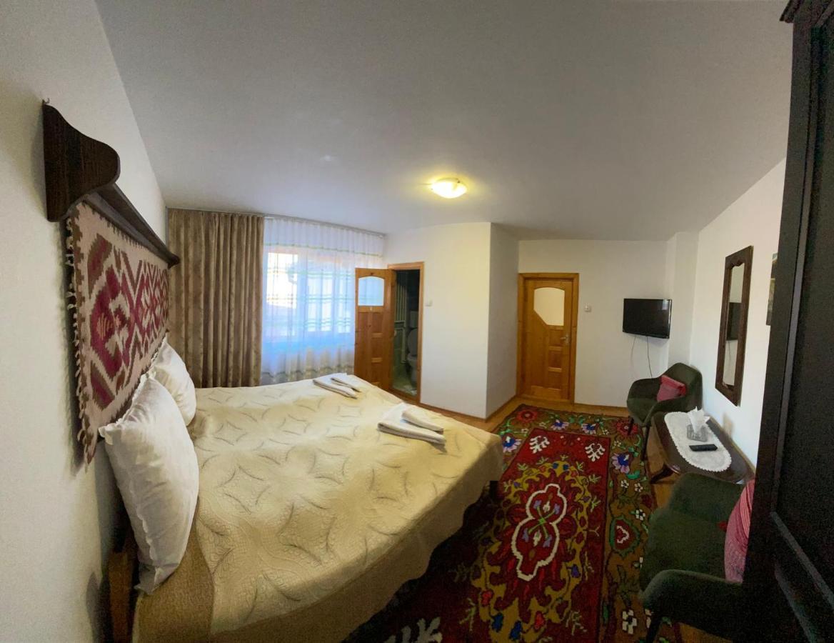 Pensiunea Casa Bianca - Bucovina Vama  Extérieur photo